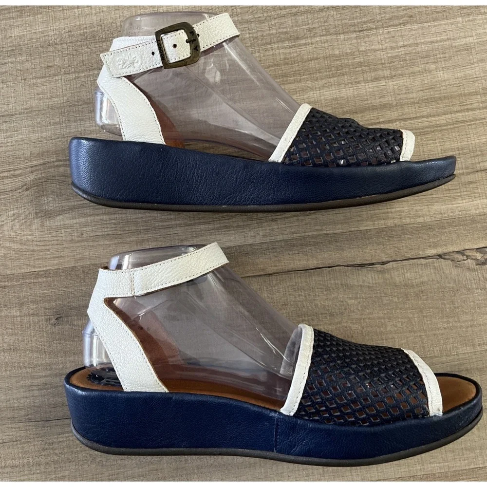 FLY LONDON Navy & White Mesh Front Leather Platform Wedge Sandals SIZE 9-9.5/40